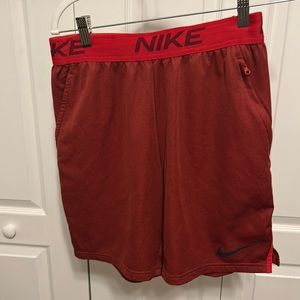 Men’s size small Nike shorts